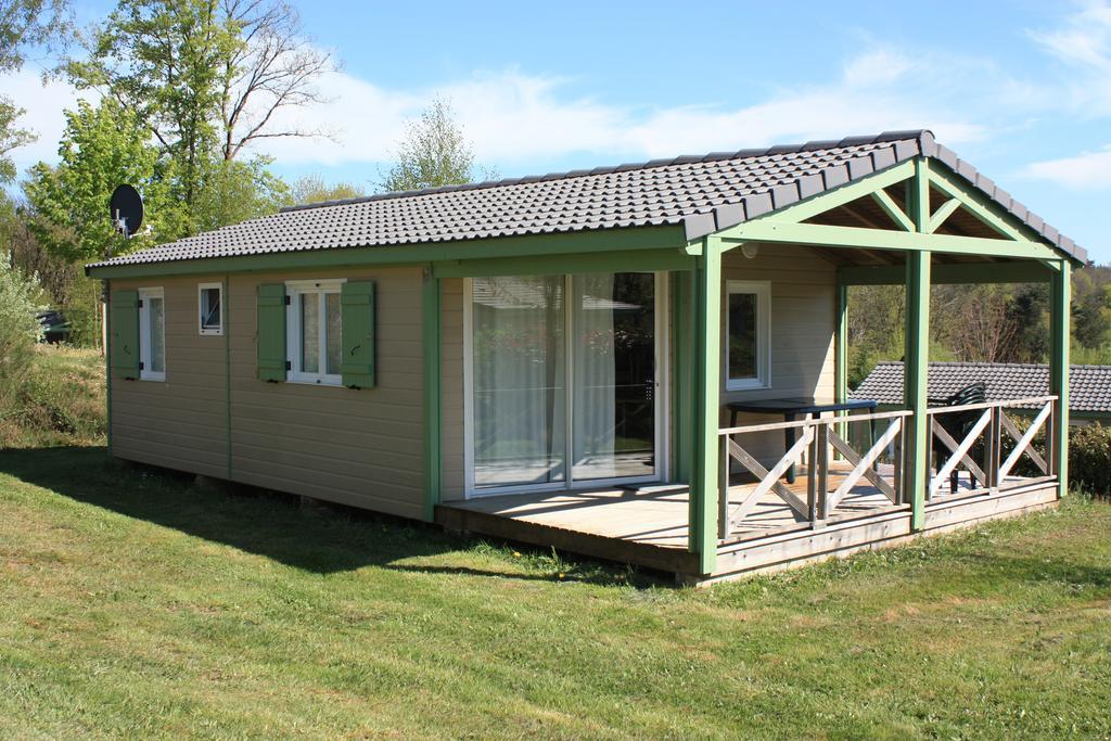 Cottages Du Lac De Miel Beynat Bilik gambar